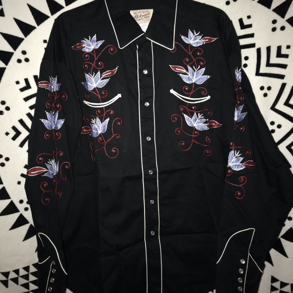 Rockmount Ranch Wear Long Sleeve embroidery Sz XL